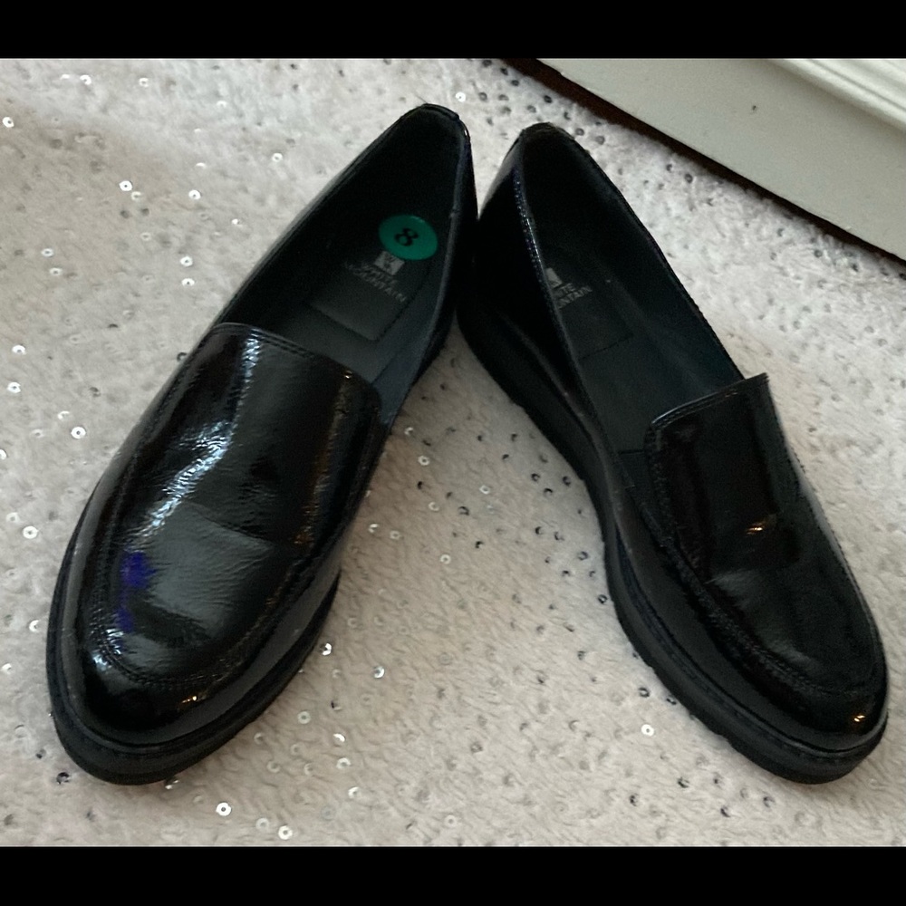 White Mountain Shoes